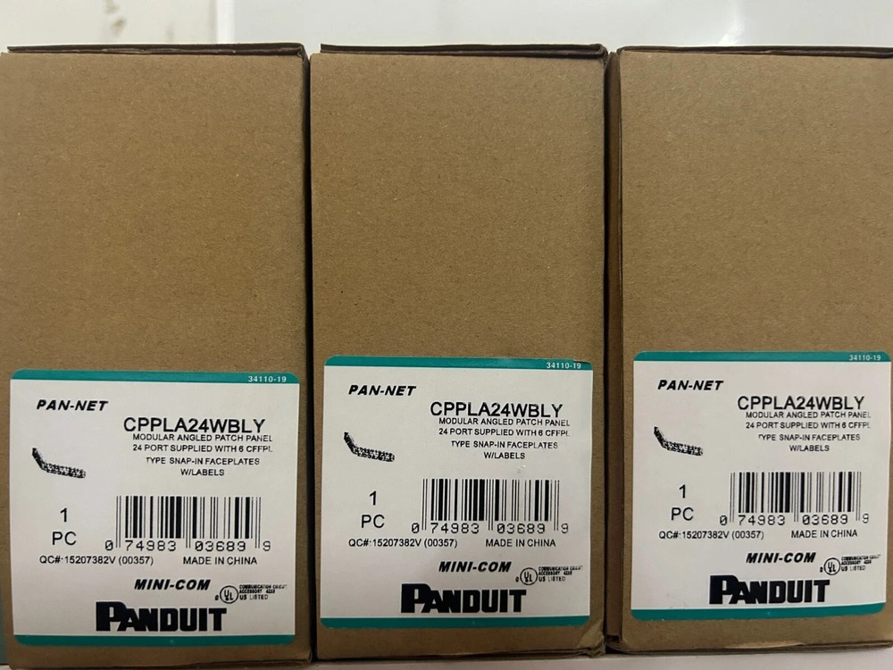 Panduit CPPLA24WBLY Mini-Com 24 Port Angled Modular Patch Panel Port 1 RU Black