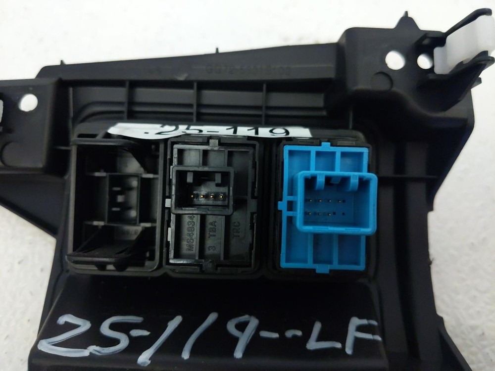 2020-2021 Honda Cr-V Driver Dashboard Switch Control Panel 35560-Tla-A01