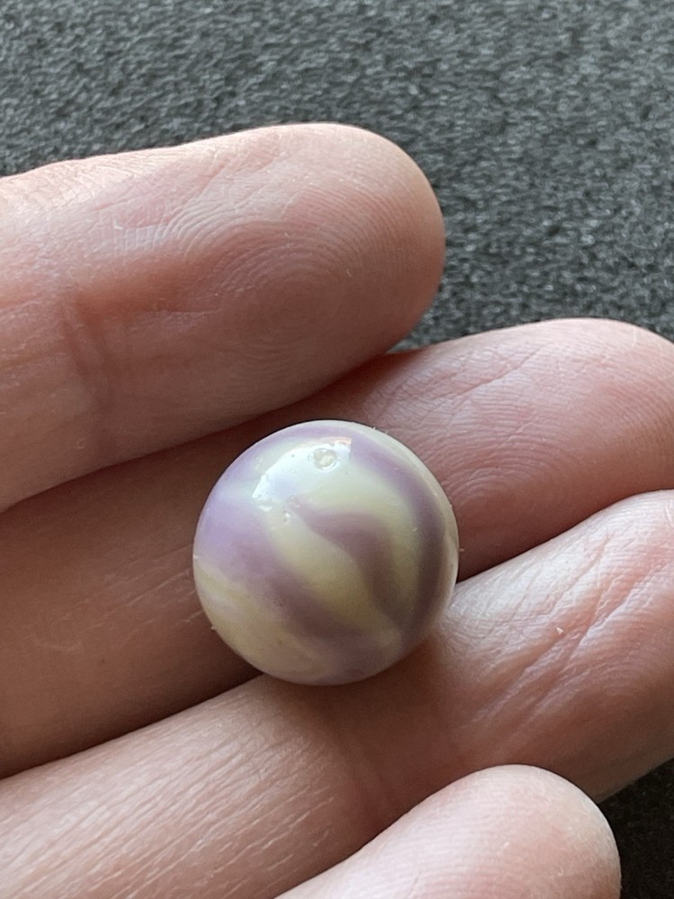 Vitro Agate Plum Conqueror Marble - 5/8..TM1439