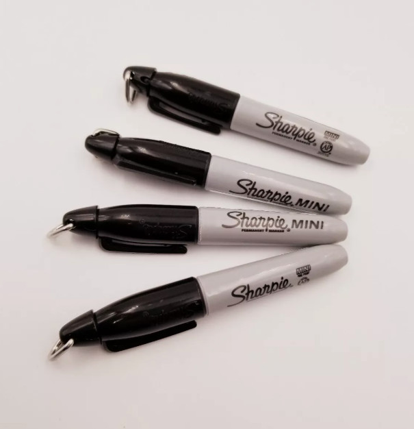 Sharpie Mini Permanent Markers, Fine Point, 1 Count (Pack of 4), Black