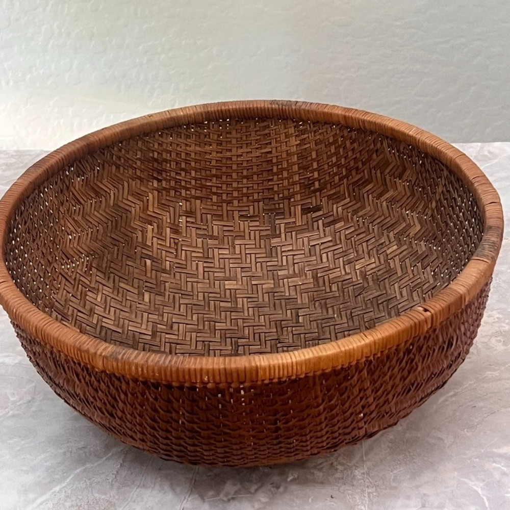 Round Bamboo Wicker Winnowing Vietnamese Basket fruit Bowl 2.5"