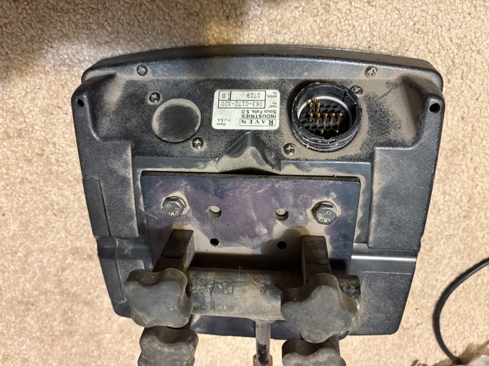 Raven SCS 4000 Can Spray Controller powered up in pic