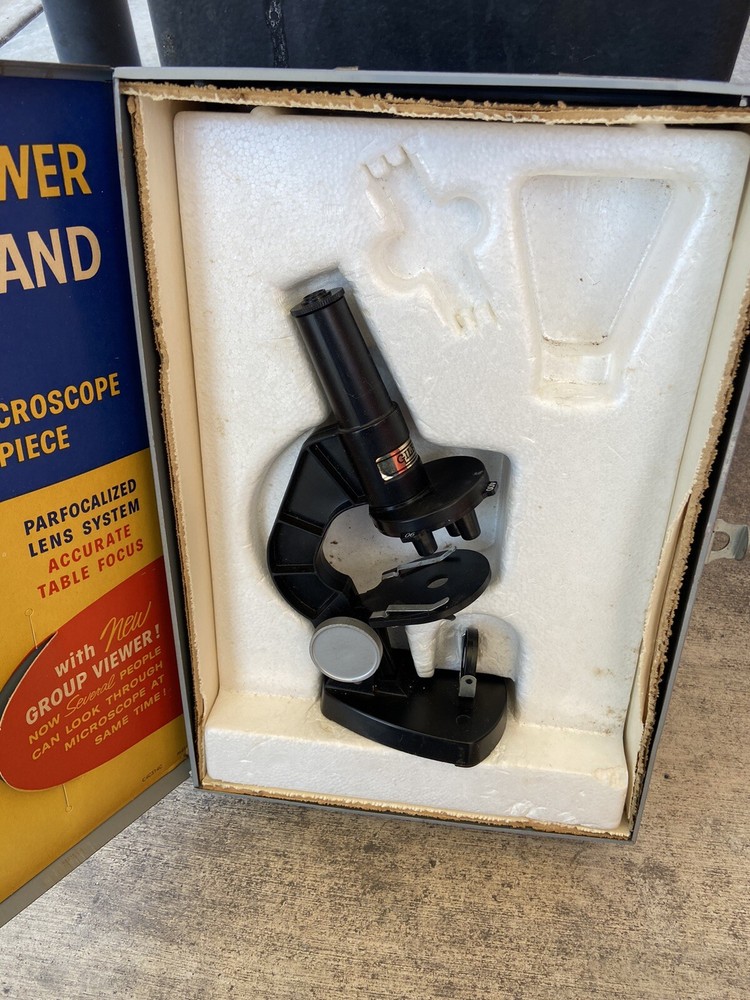 VINTAGE GILBERT MICROSCOPE AND LAB SET ORIGINAL CASE Not Complete