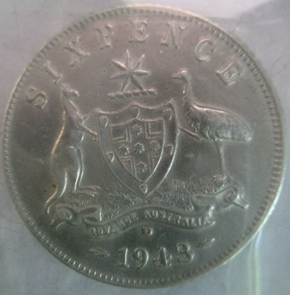 1943 D AUSTRALIA 6 PENCE - Silver Coin