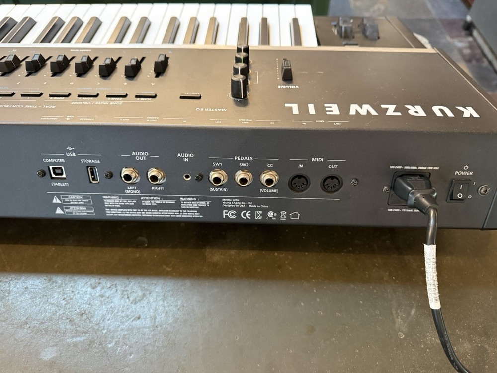 Kurzweil Artis