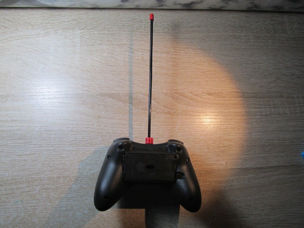 Universal 27MHZ Remote Controller Transmitter for 4 Channels RC Model Utili 1pc