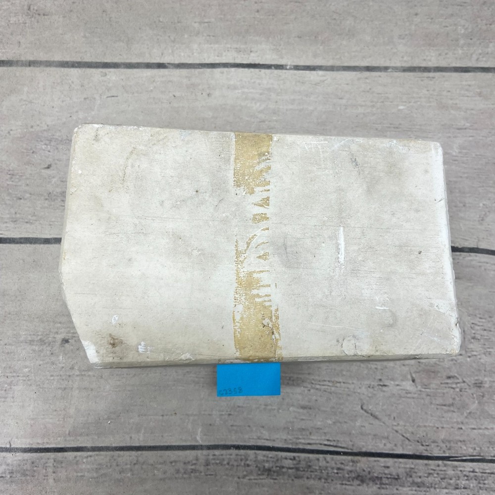Vintage Radiant Ceramic Casting Mold Shaker
