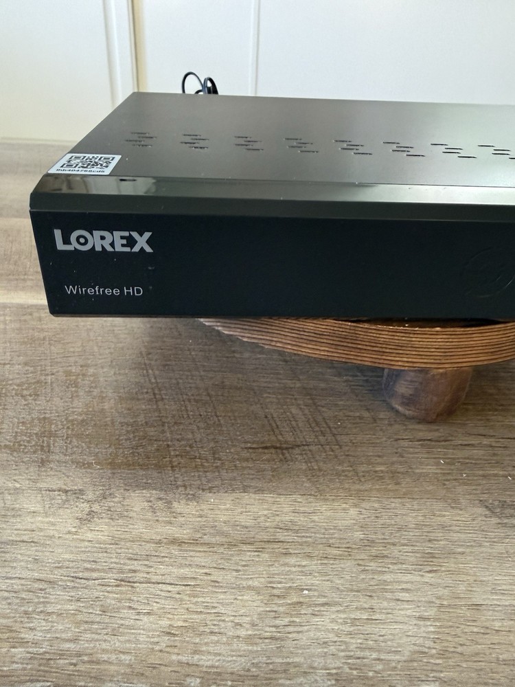 Lorex 1080P Wireless DVR (LH0904-D)-BLACK