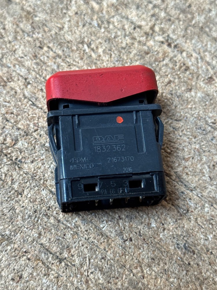 DAF LF CF XF Hazard Warning Light Switch 1832362 21673170