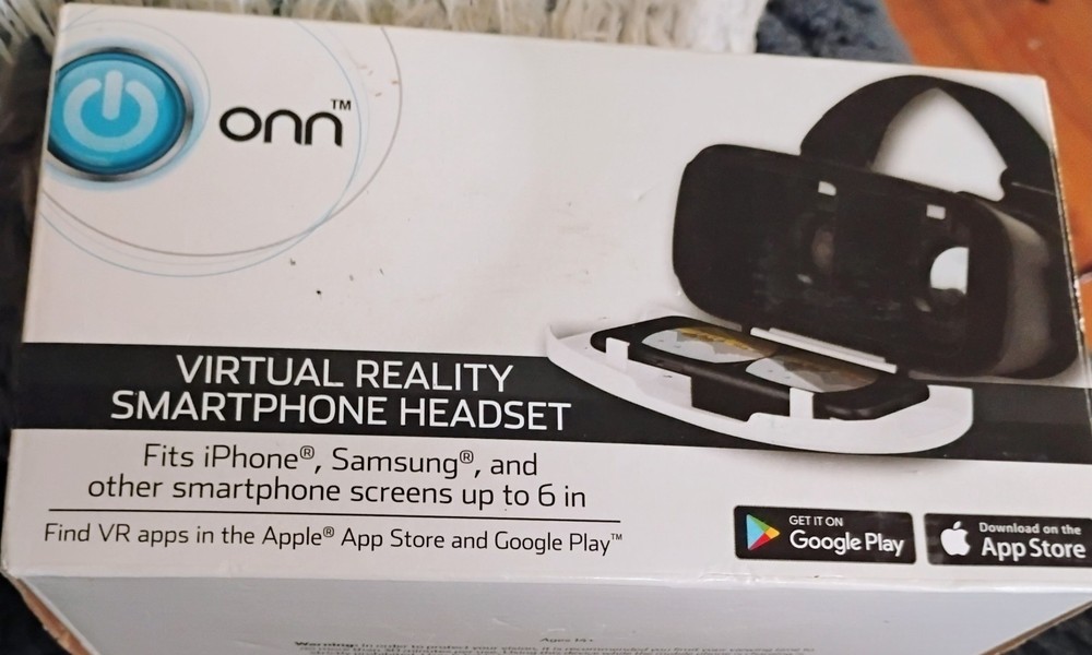 Virtual Reality Smartphone Headset
