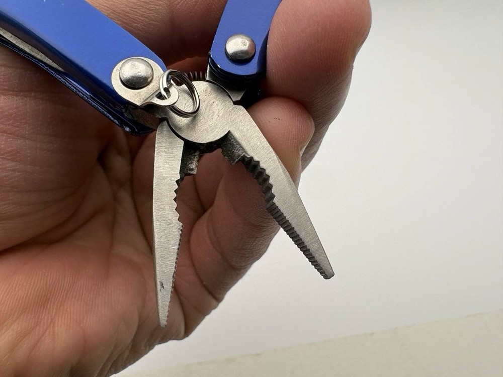 Blue Stainless Steel Multi-Functional Hand Tool Kit