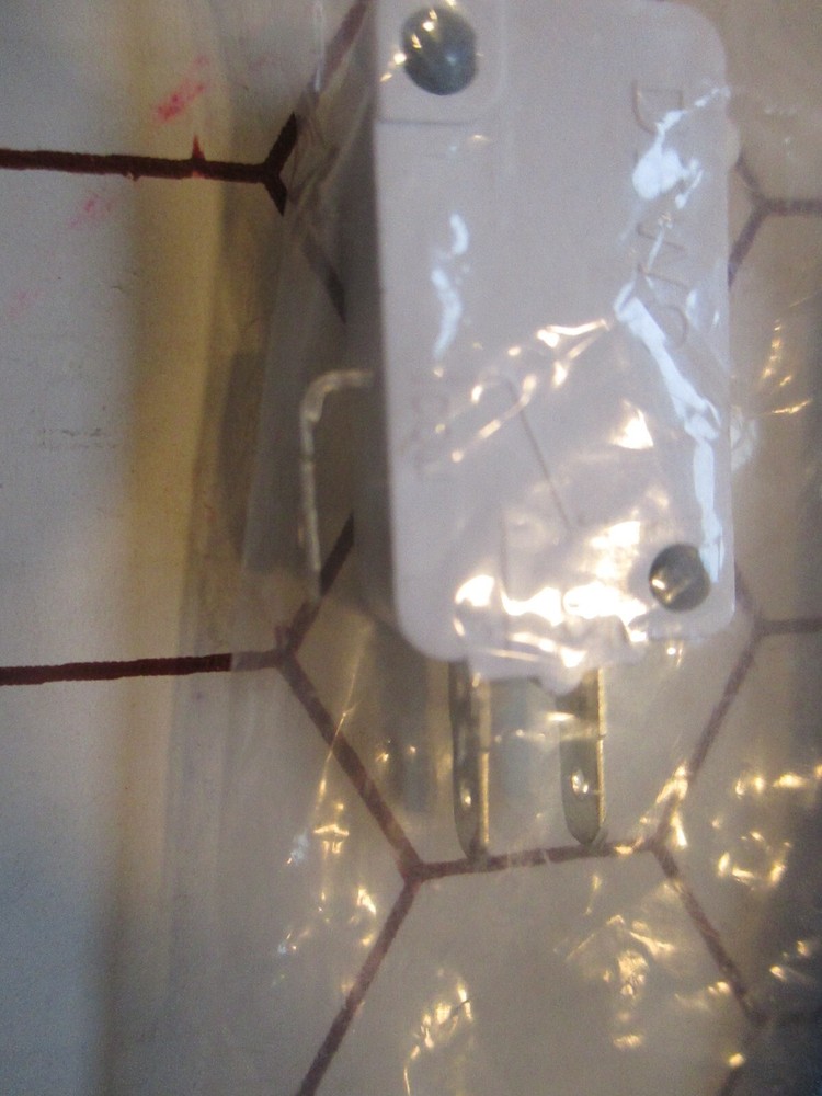 Microwave Micro Switch ES16802 OEM New 1