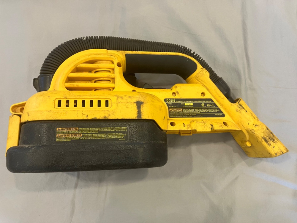 Dewalt Vacuum 200537-UB