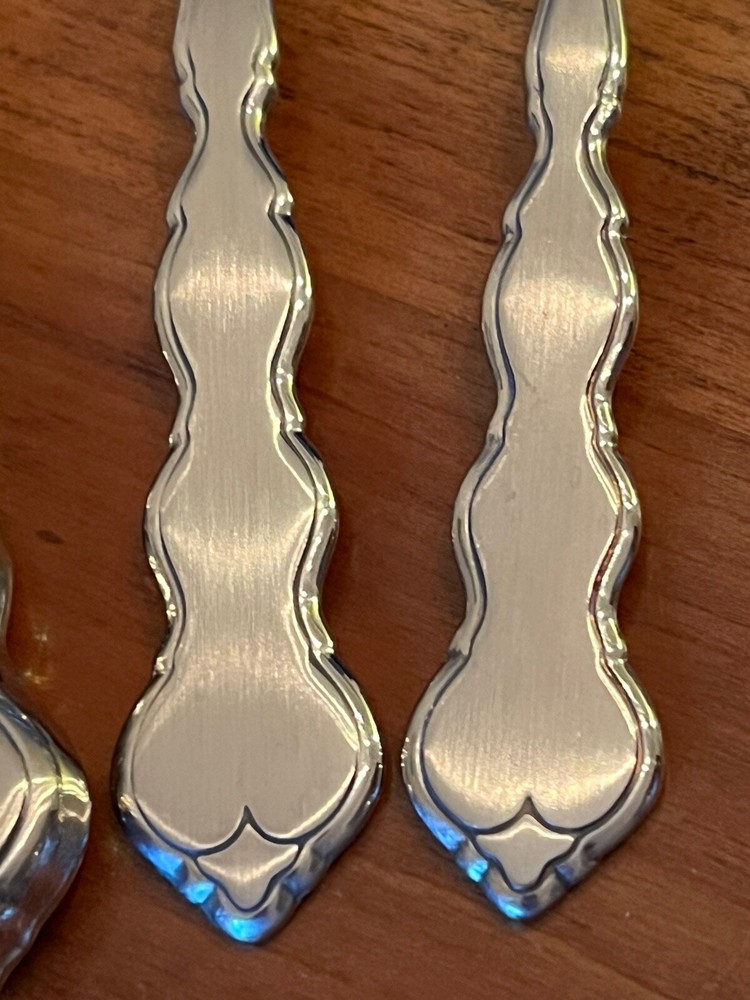 Oneida VALERIE Distinction Deluxe Stainless Flatware - Choice