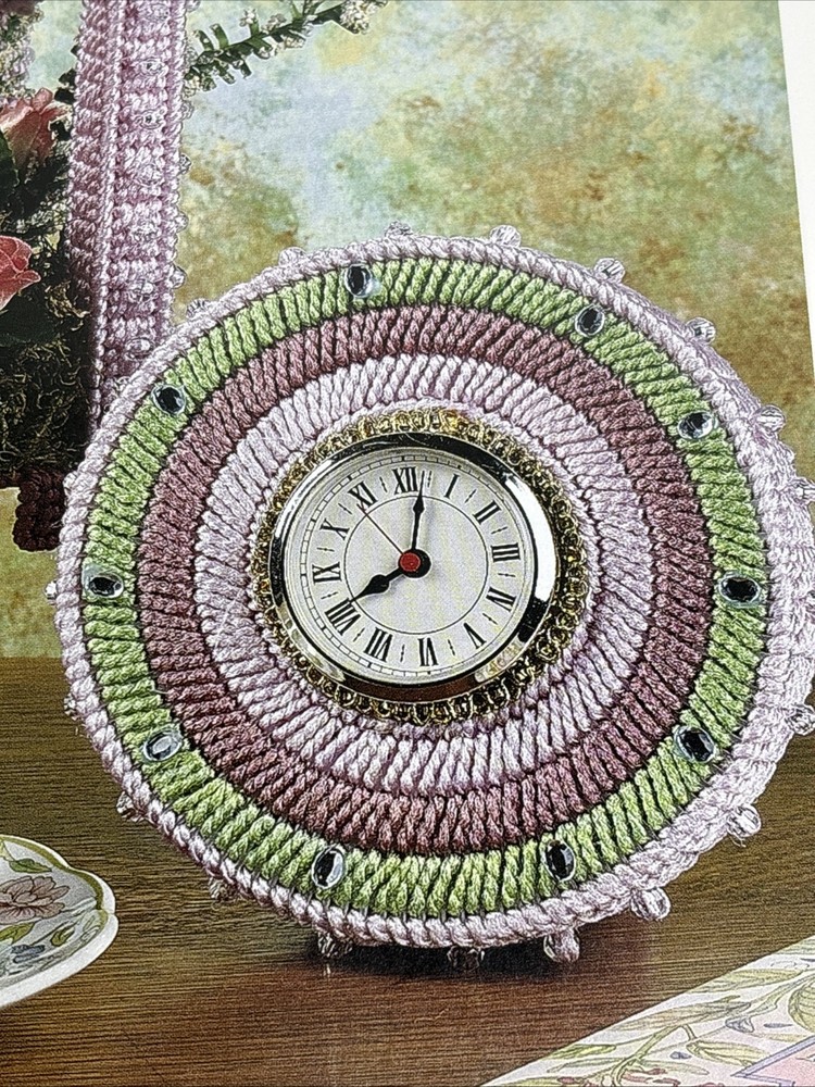 Birdhouse & Clock Annie's Attic Plastic Canvas Pattern Page