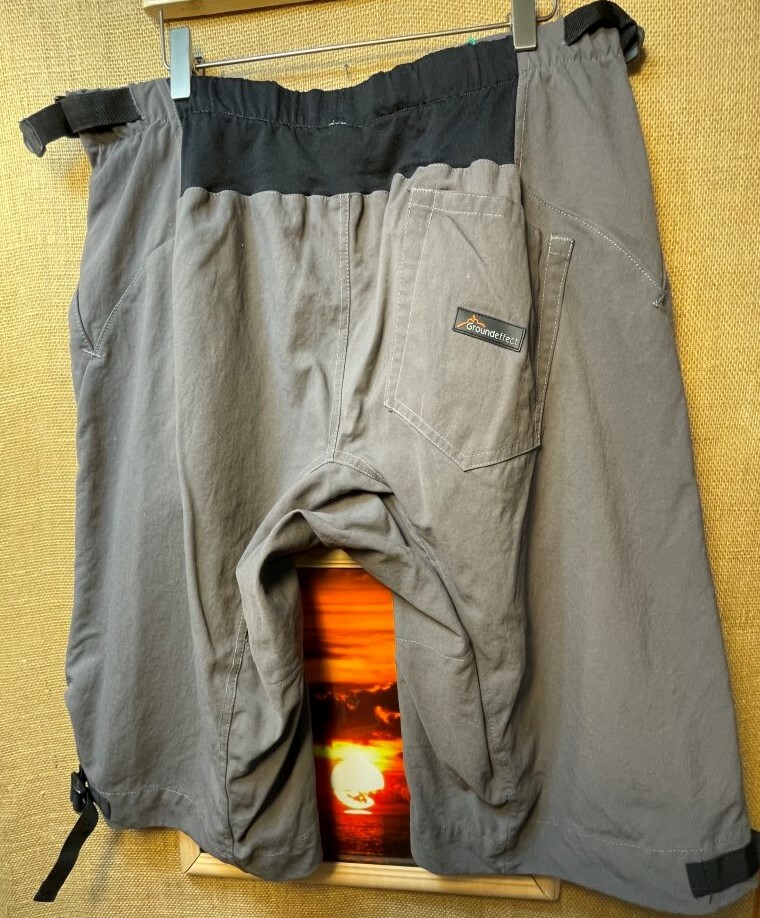 Ground Effect men’s gray shorts size L