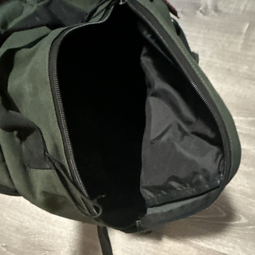 PoorBoy Green Nylon Hiking Backpack Zip Closure Padded Straps External Pockets