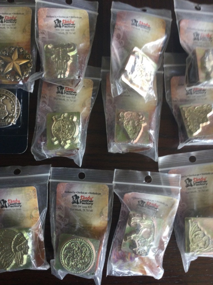 Tandy 3D leather stamps 15pc+ extras
