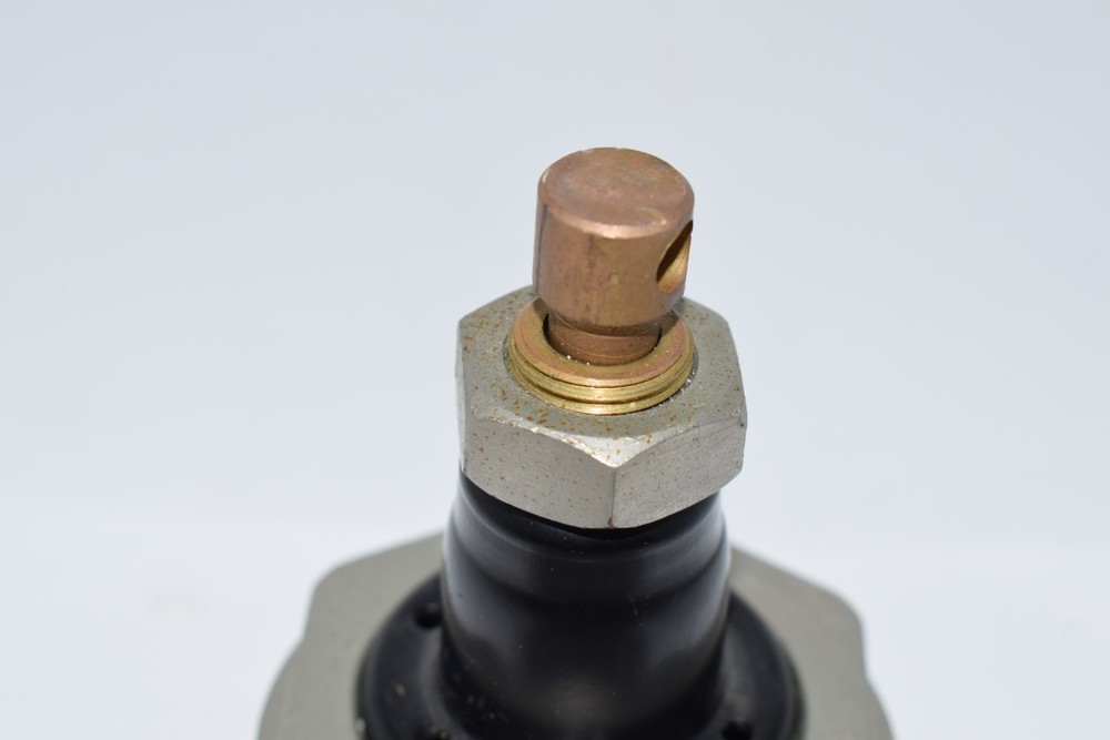 TESCOM 44-3010-24 Pressure Regulator Pump