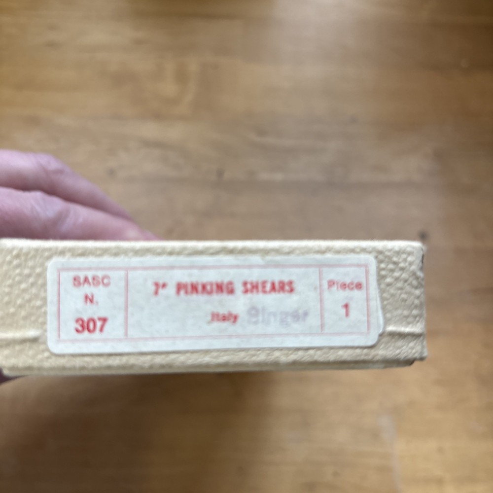 Singer Pinking Shears Model 307