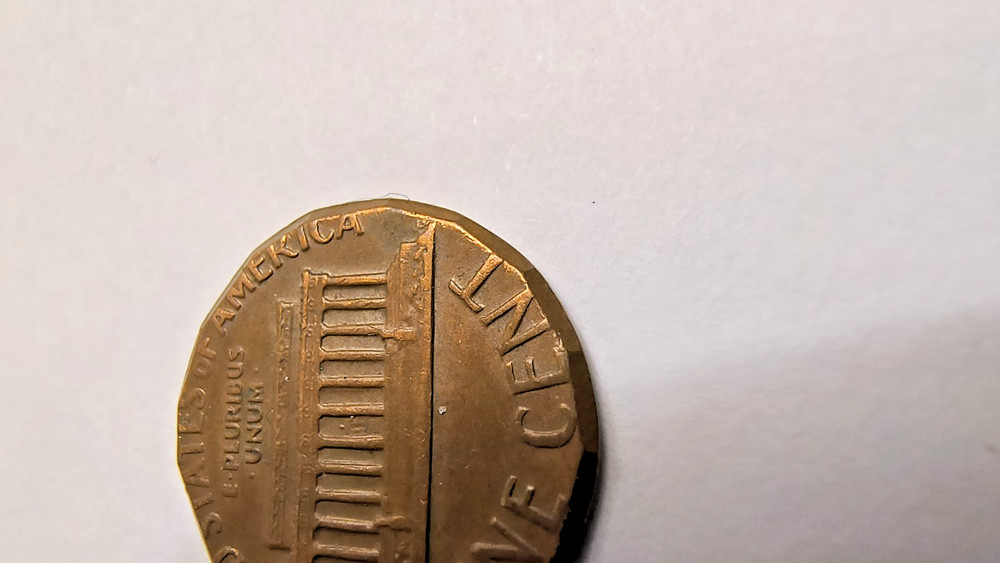 1970 D Lincoln Cent Clipped Planchet / Weak FG