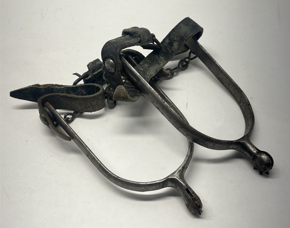 Pair Of Spurs Unbranded YB3