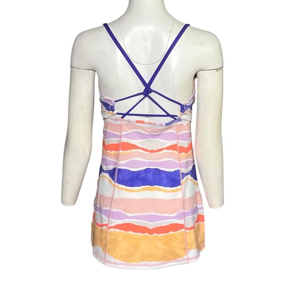 Lululemon Dancing Warrior Tank Top Size 12 Bleacher Stripe White Iris Flower