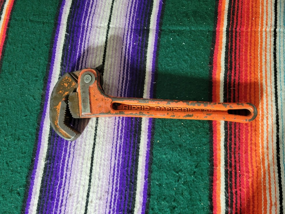 RIDGID RapidGrip 12" Pipe Wrench H.D. Ridge Tool Company