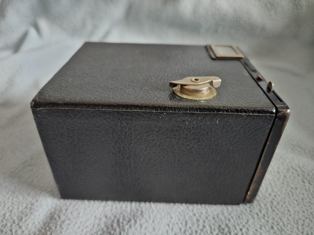 Kodak Six-20 Junior Box Camera