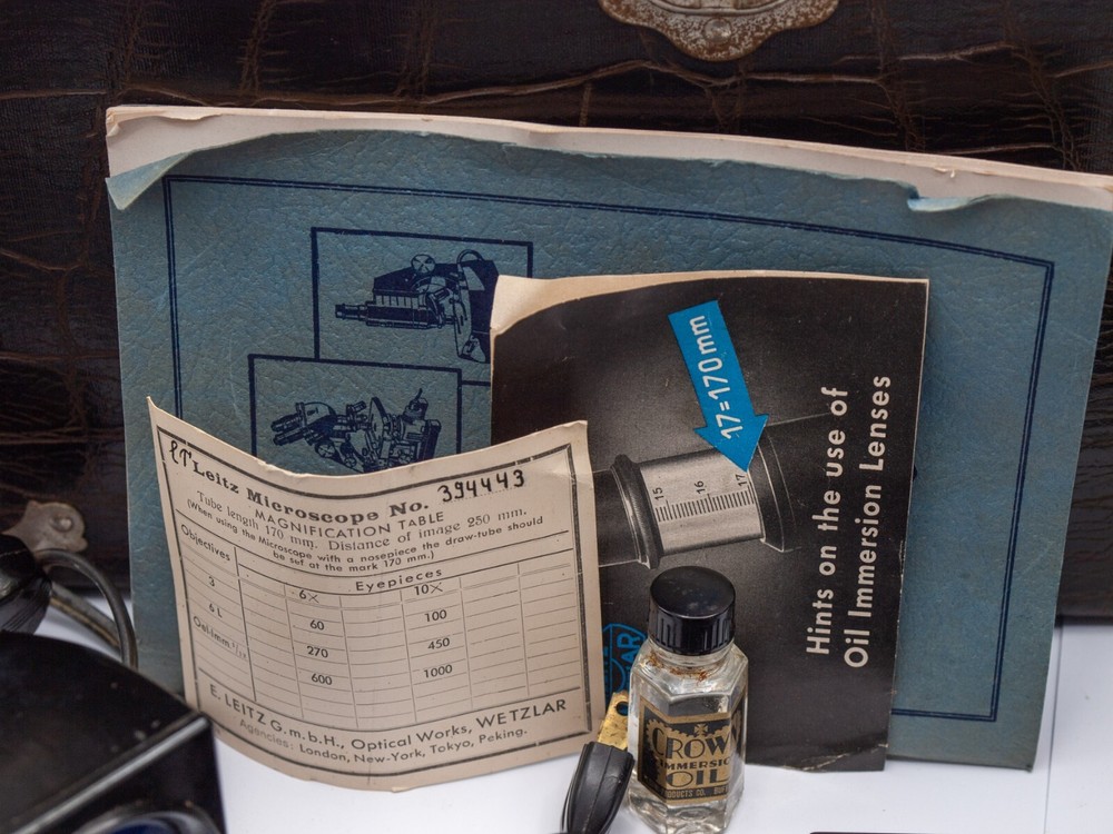 1945 - Ernst Leitz Wetzlar Compound Microscope w/ Case, 4 Objectives, Accs