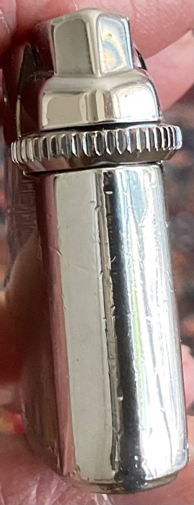 Vintage Ronson Premier Lighter / Works Great