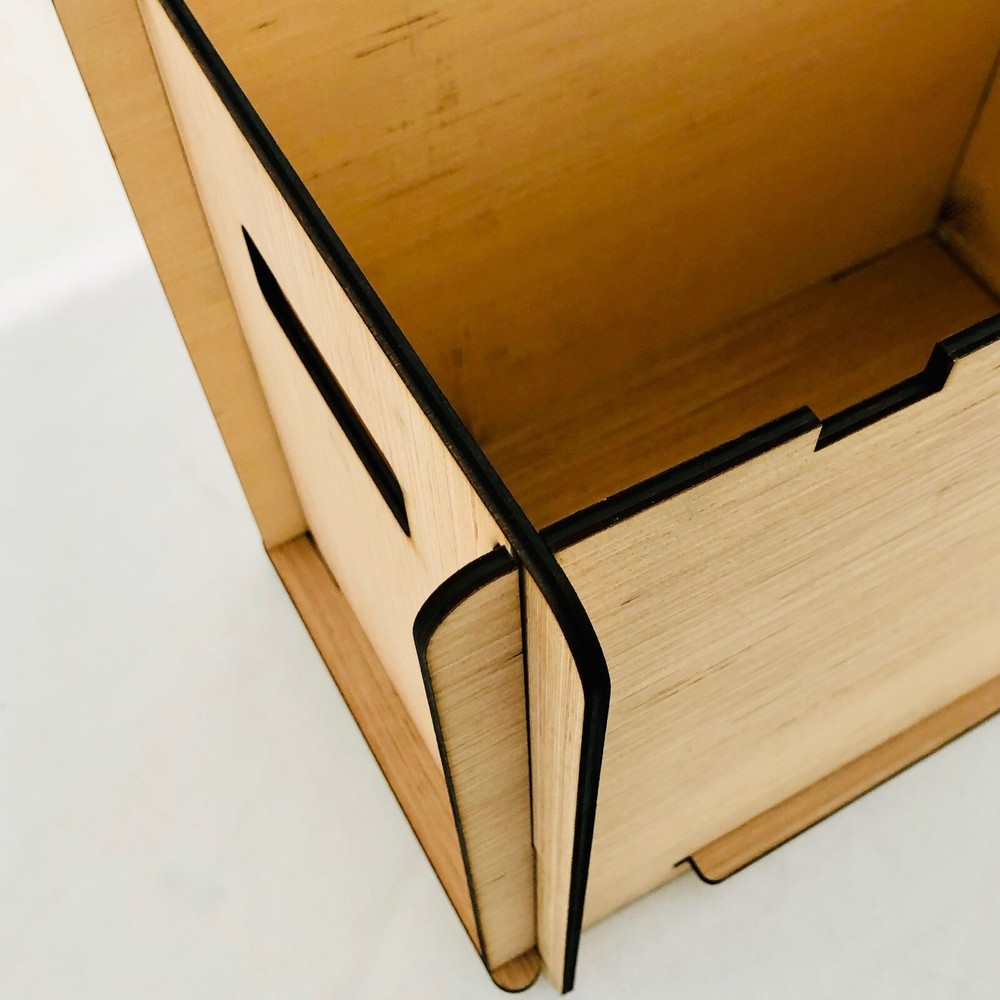 Comic Storage & Display Short Box PLUS Marvel's Fantastic Zero #33 Comic