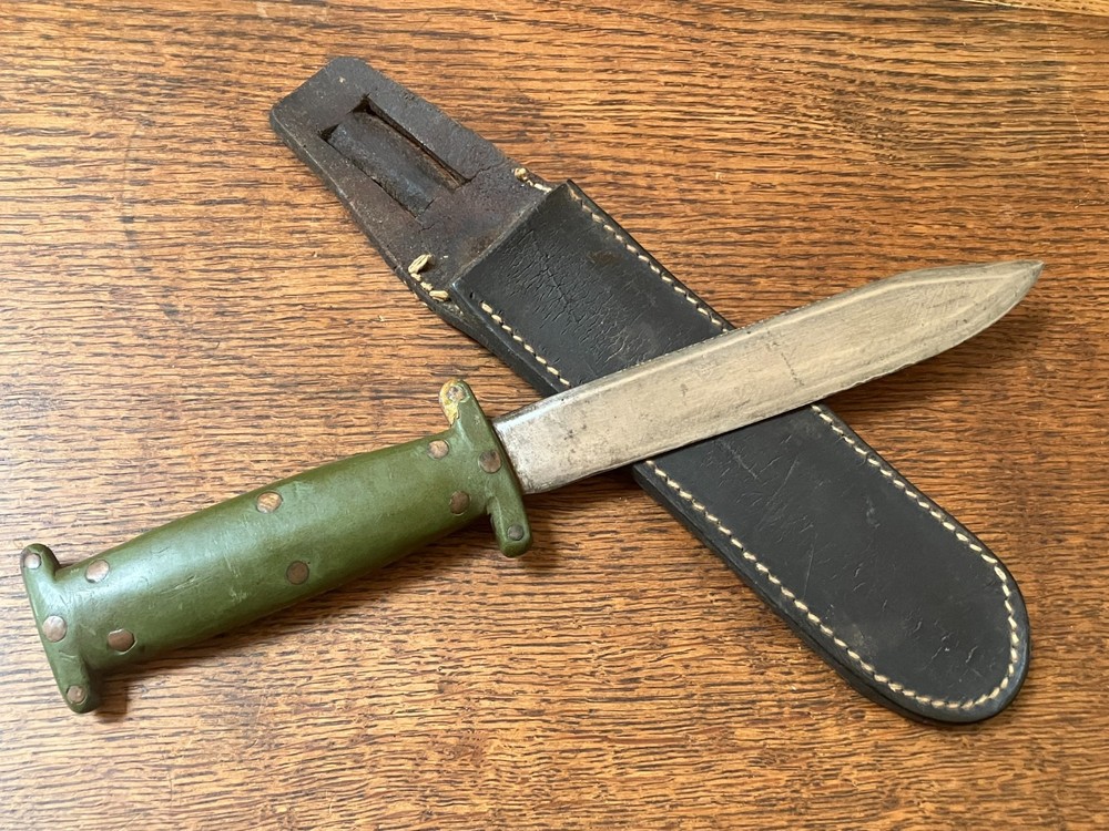 WWII WW2 Theater knife