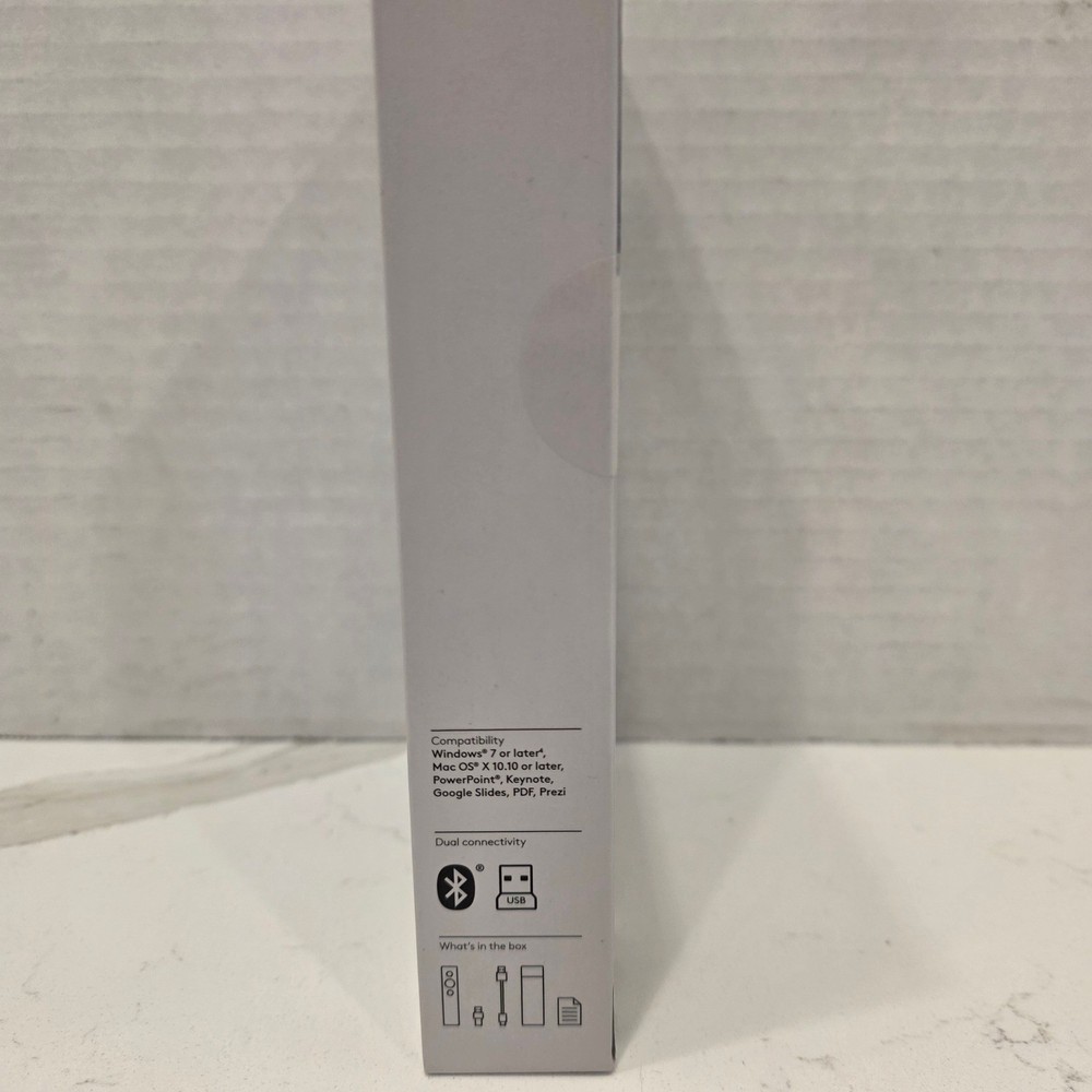 Logitech Spotlight Presentation Remote Slate Gray Bluetooth USB 910-004654 New