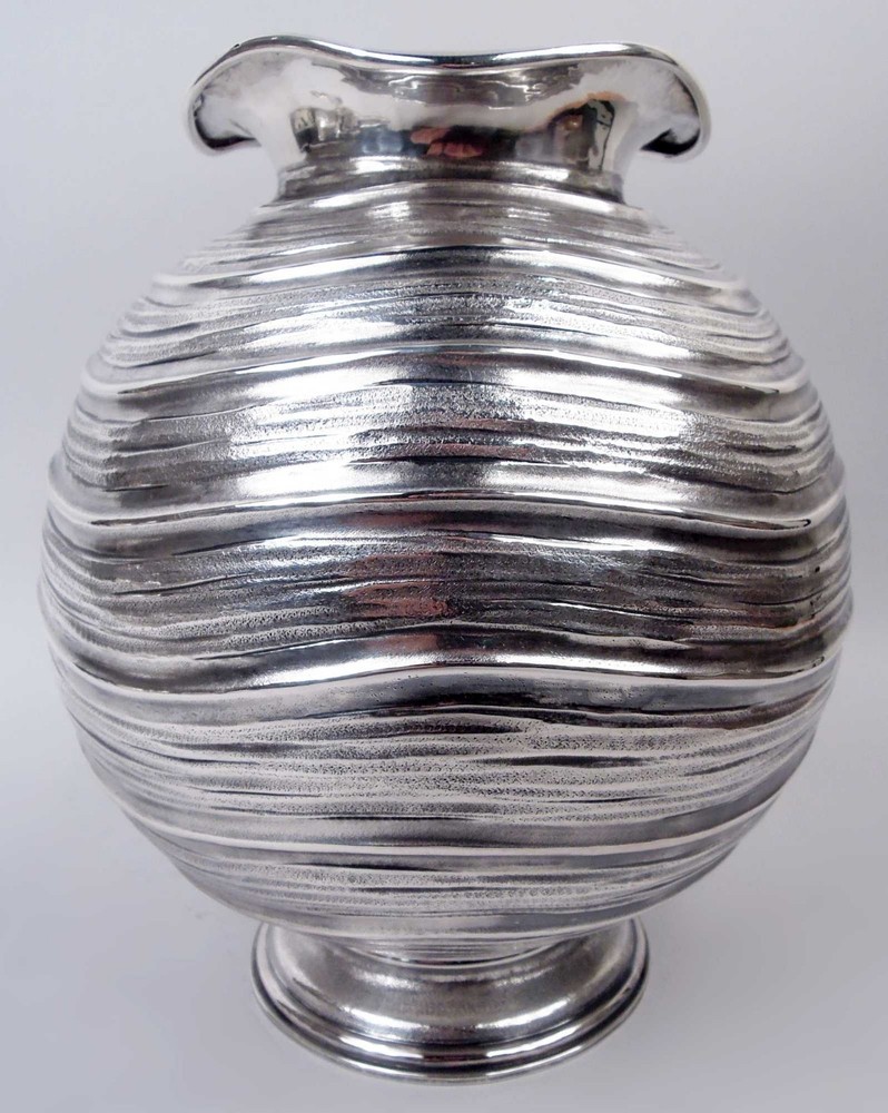 Buccellati Vase Modern Classical Wave Italian Sterling Silver