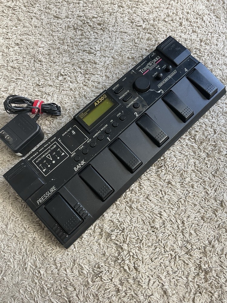 ✨Korg ToneWorks AX30G✨ Multi Effects Pedal W/PSU Working!