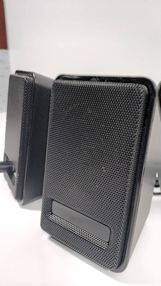 Amazon Basics A100 Multimedia Speakers Set Black