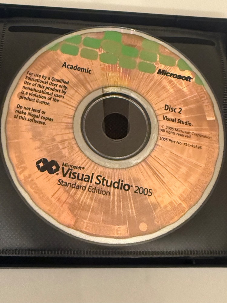 Microsoft Visual Studio 2005 Standard Edition 5 Disc Set w/ Product Key