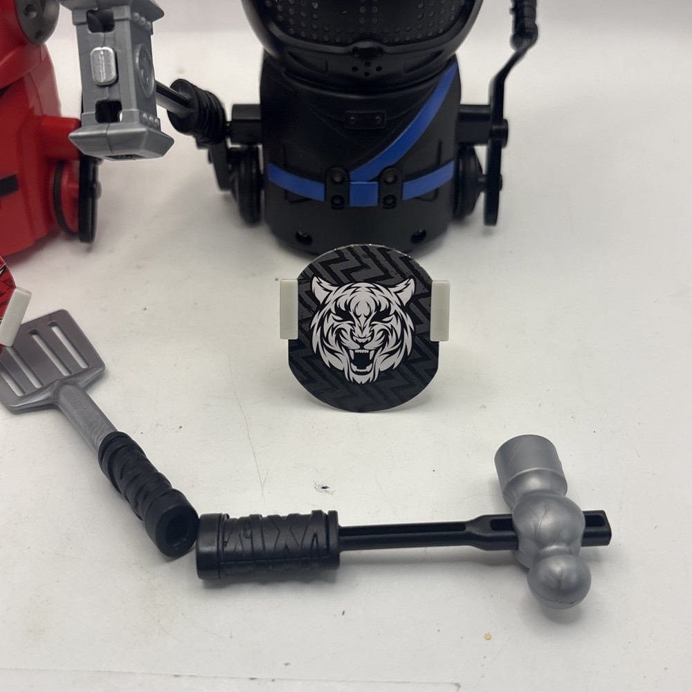 Spin Master Ninja Bots Battling Robots Red & Black 4" Tested W/ Weapons TESTED