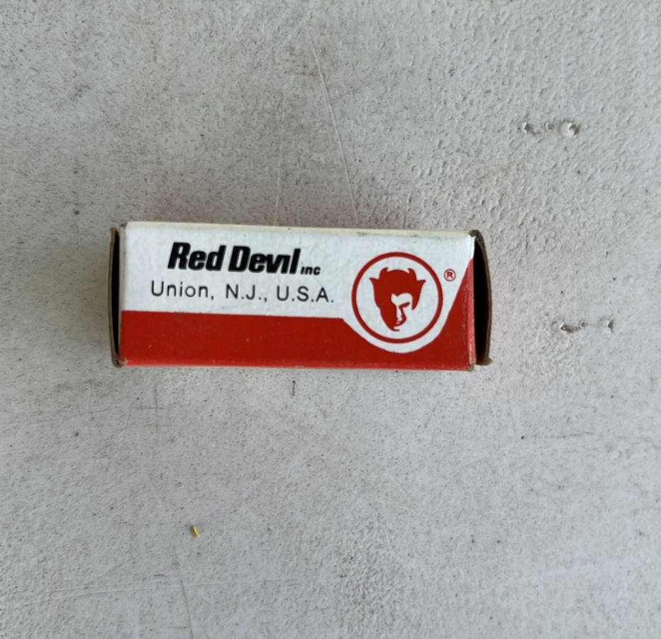 Vintage Red Devil Razor Blade Scrapers (1) Single Edge Blades