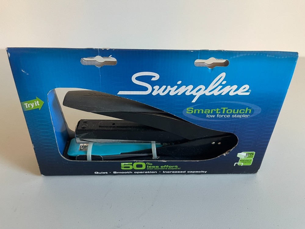 Swingline Smart Touch Stapler Low Force Stapler 25 Sheet Capacity NEW NIB