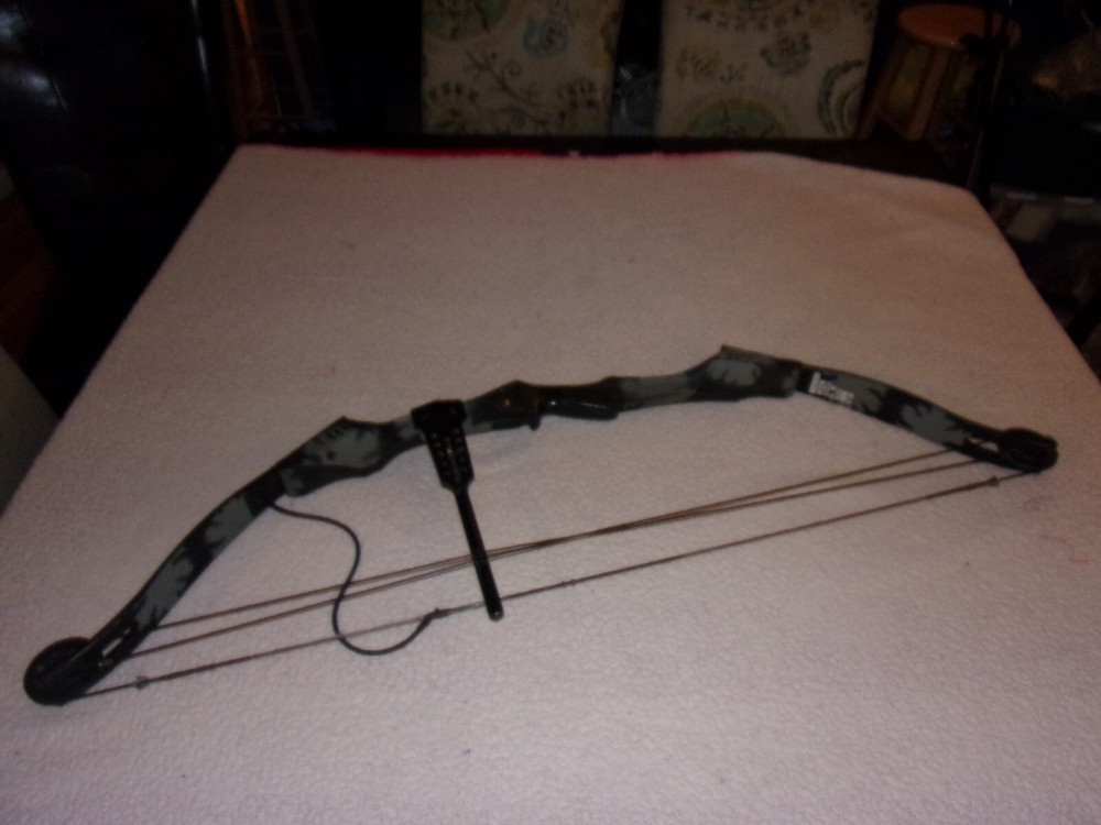 PSE Game Sport Compound Bow