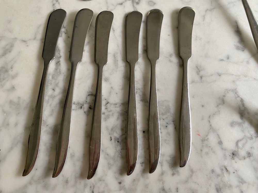 Mid Century Flatware - Stainless Japan - Linmark 24 pieces curve pattern