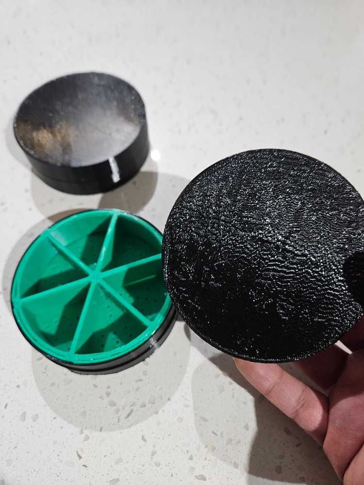 White Seed Puck (Black Inlay) Premium Germination Kit System
