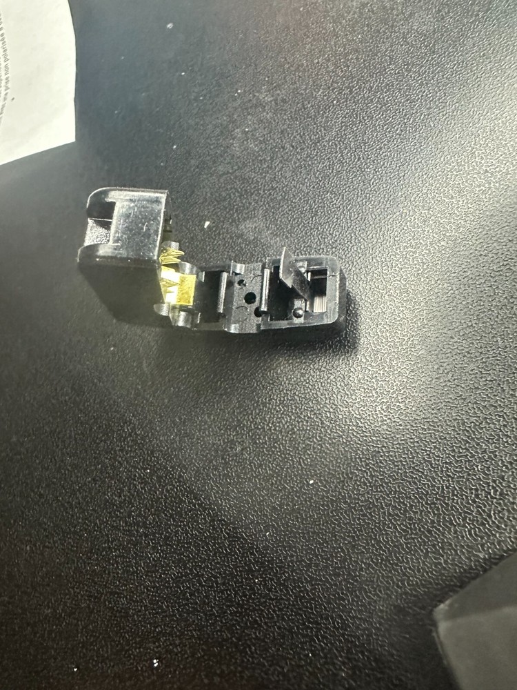 EATON 2609-B-BU CLICK-ON OUTLET