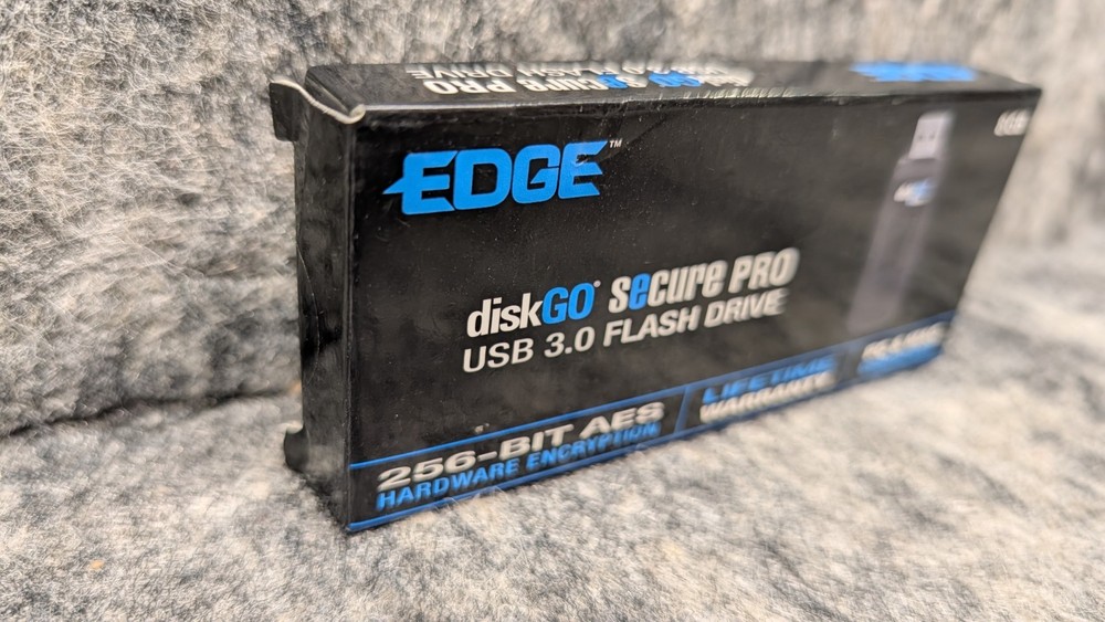 Edge Tech - PE242947 - EDGE 8GB DiskGo Secure Pro USB 3.0 Flash Drive - 8 GB -