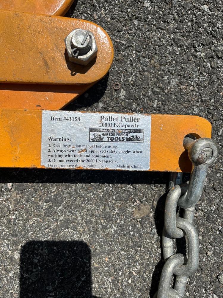 Pallet Puller Double Scissor Chain Yellow Jaw, USED, 2000lbs