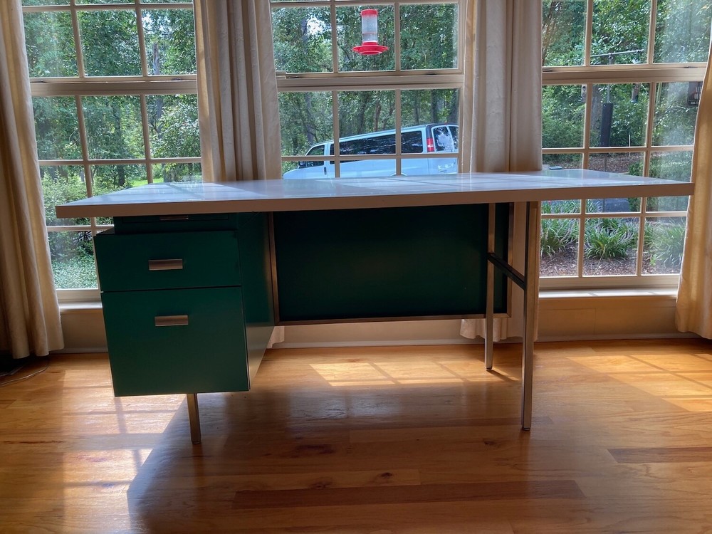 Herman Miller MMG Desk - Turquoise