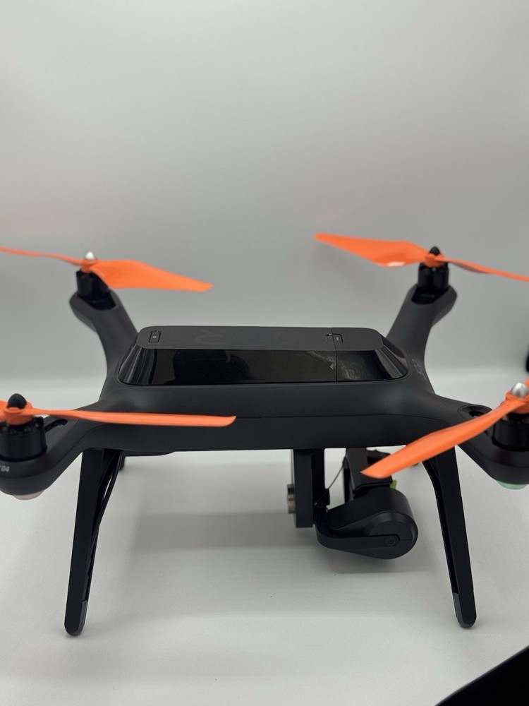 3DR Solo Smart Drone Bundle with Controller , Official 3DR Backpack great cond.