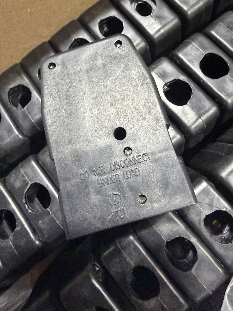 Advanced Design Female Stagepin Connector